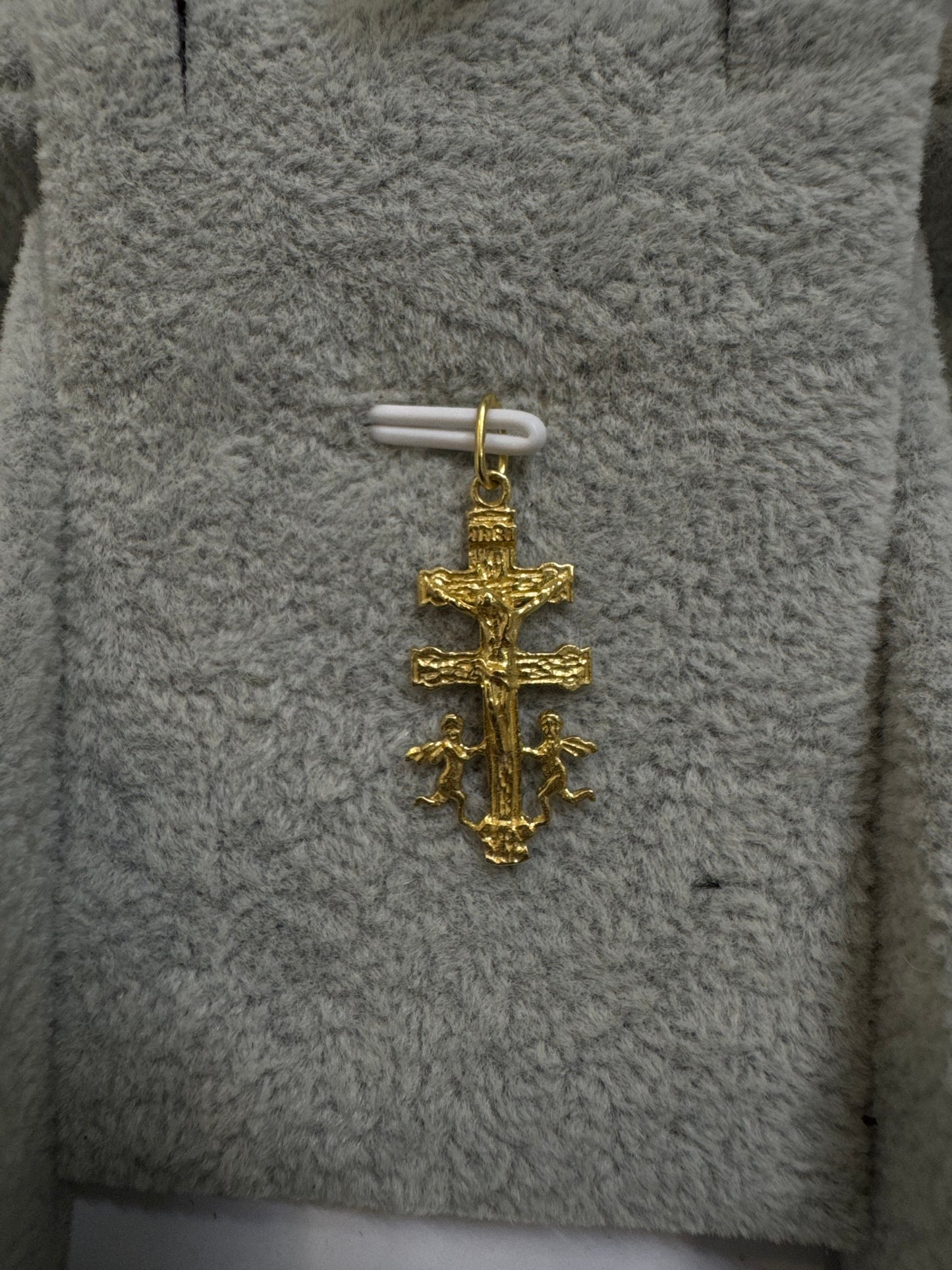Cruz Caravaca 18kt